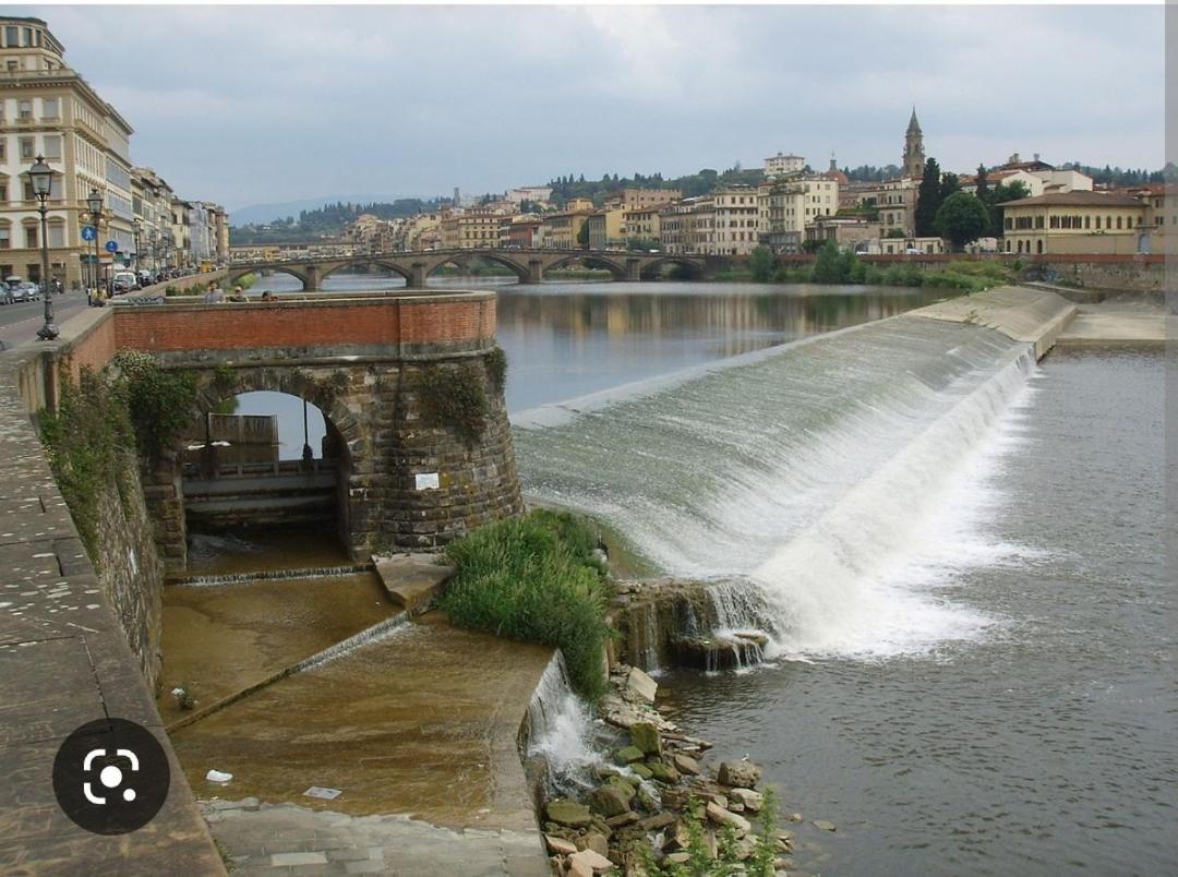 Florentine Style Apartment In San Frediano Флоренция Екстериор снимка